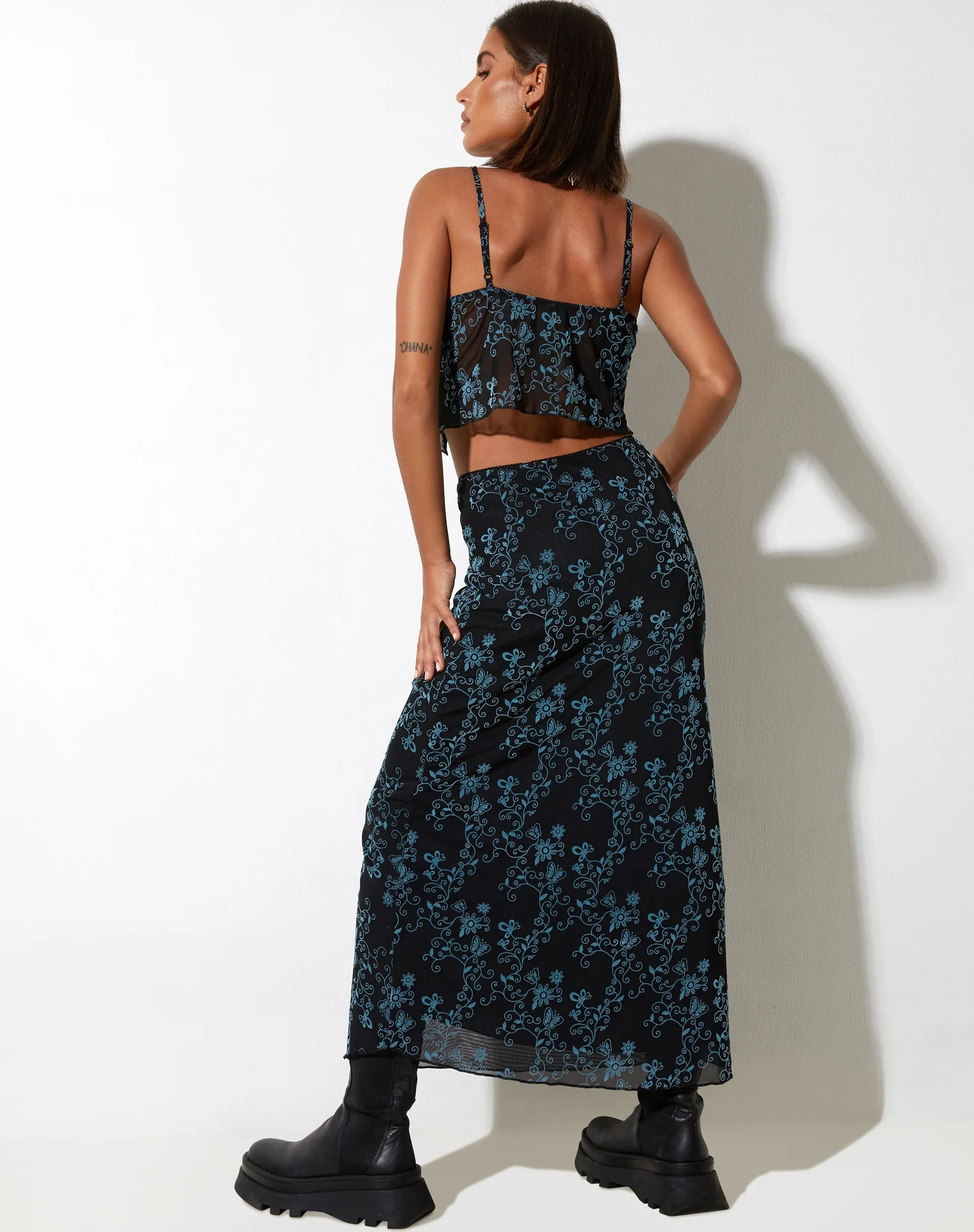 Rindu Midi Skirt in Butterfly Vine Flock Blue